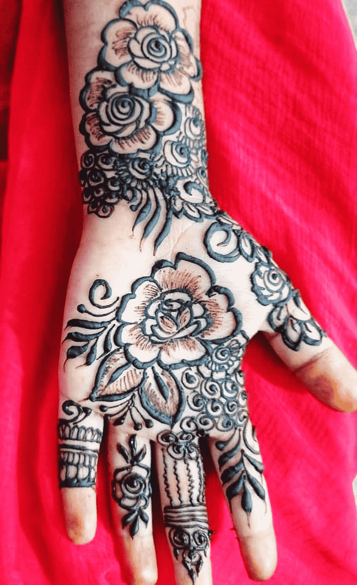 Marvelous Munnar Henna Design