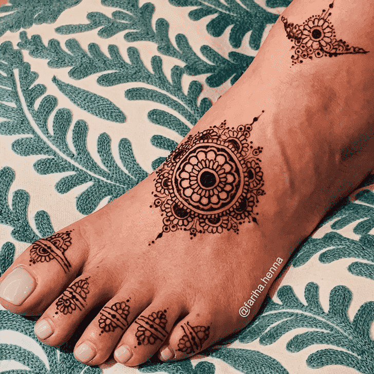 Captivating Mussoorie Henna Design