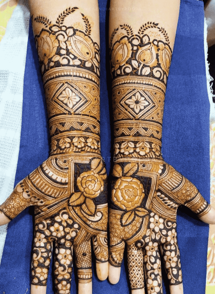 Lovely Mysuru Mehndi Design