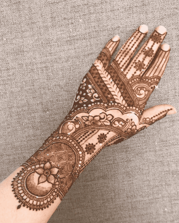 Lovely Nagpur Mehndi Design