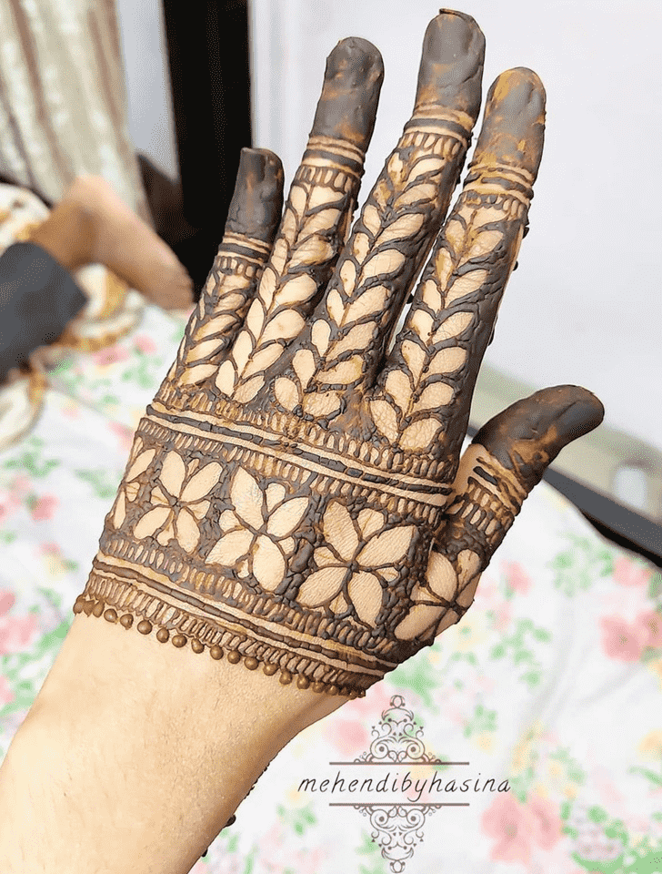 Radiant Nagpur Henna Design