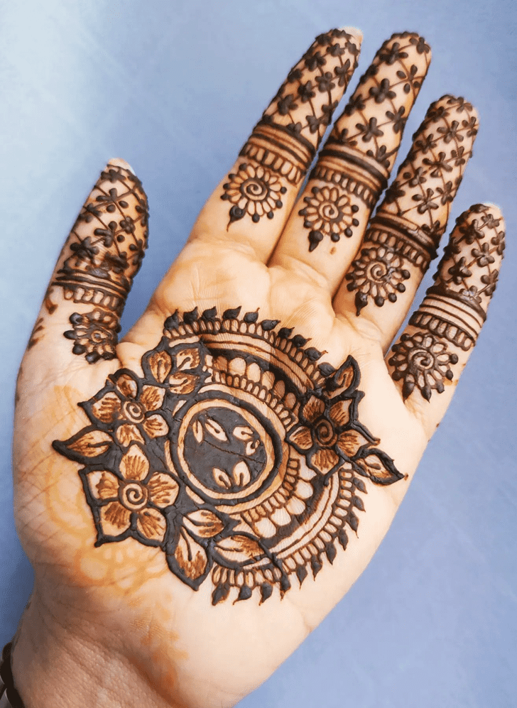 Radiant Narayanganj Henna Design