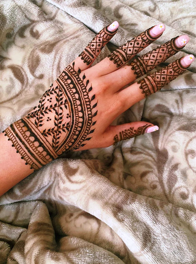 Stunning Nashik Henna Design