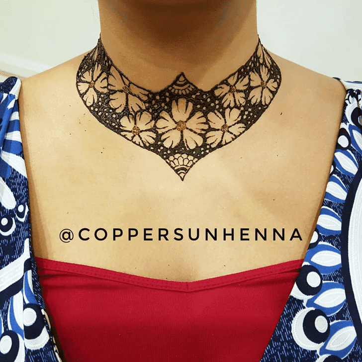 Exquisite Neck Henna Design