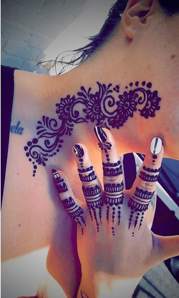 Refined Neck Henna Design