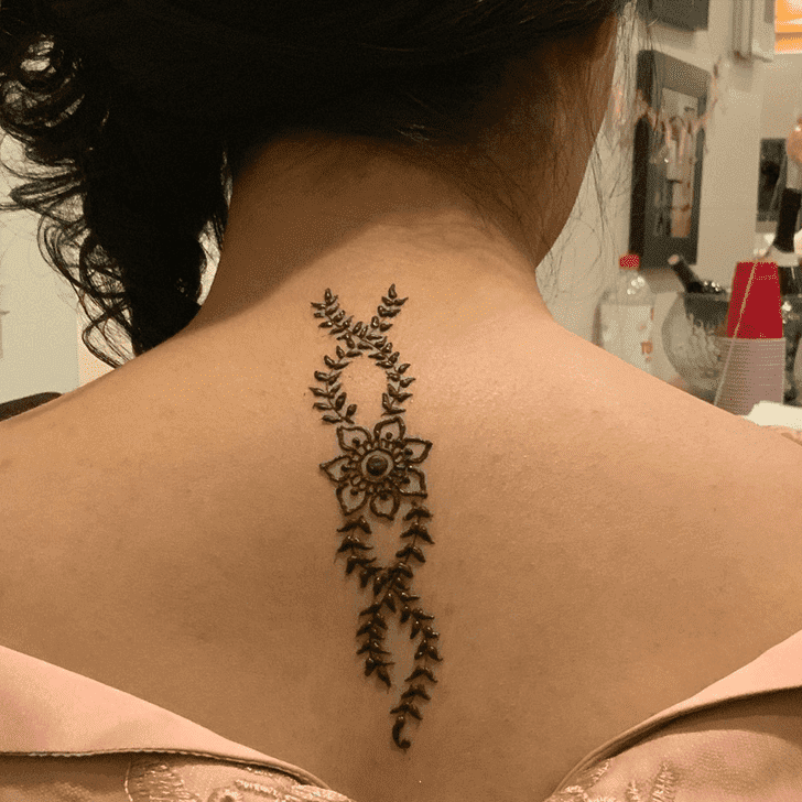 Sightly Neck Henna Design