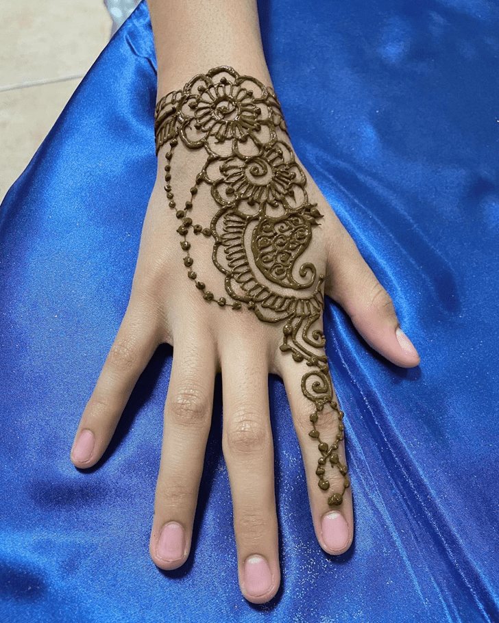 Good Looking Norway Henna Design