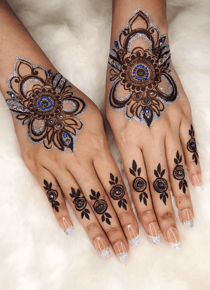 Slightly Norway Henna Design