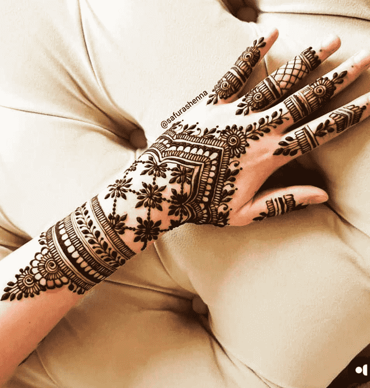 Bewitching Oakland Henna Design