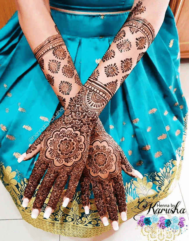 Dazzling Ooty Henna Design