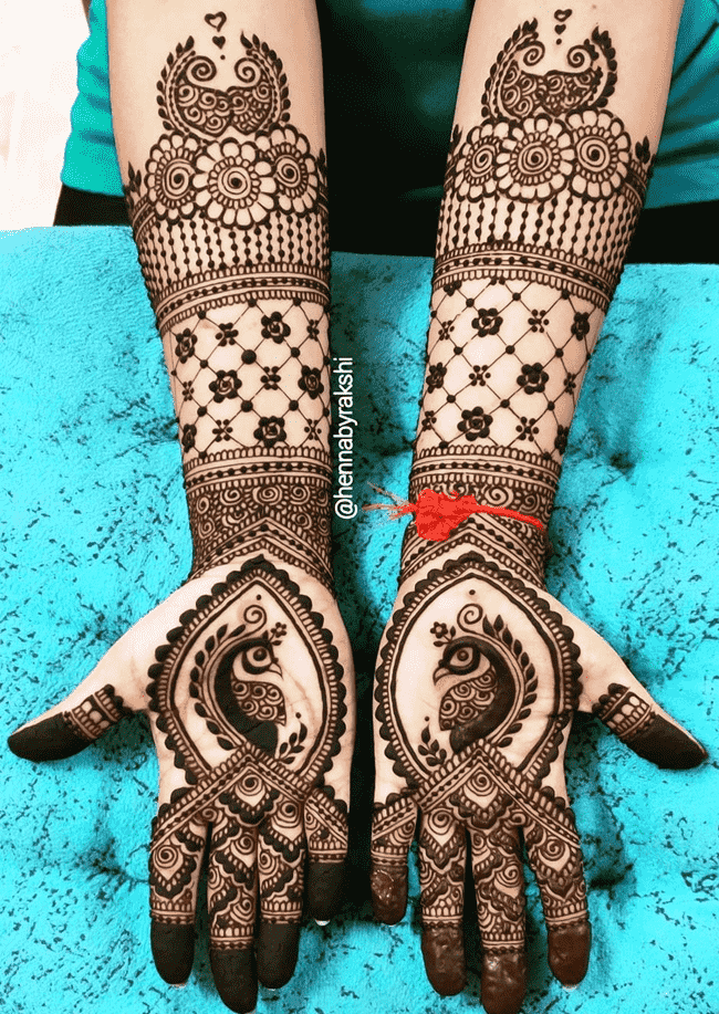 Pretty Ooty Henna Design