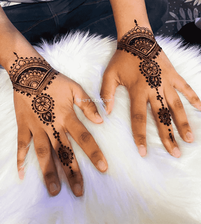 Radiant Ooty Henna Design