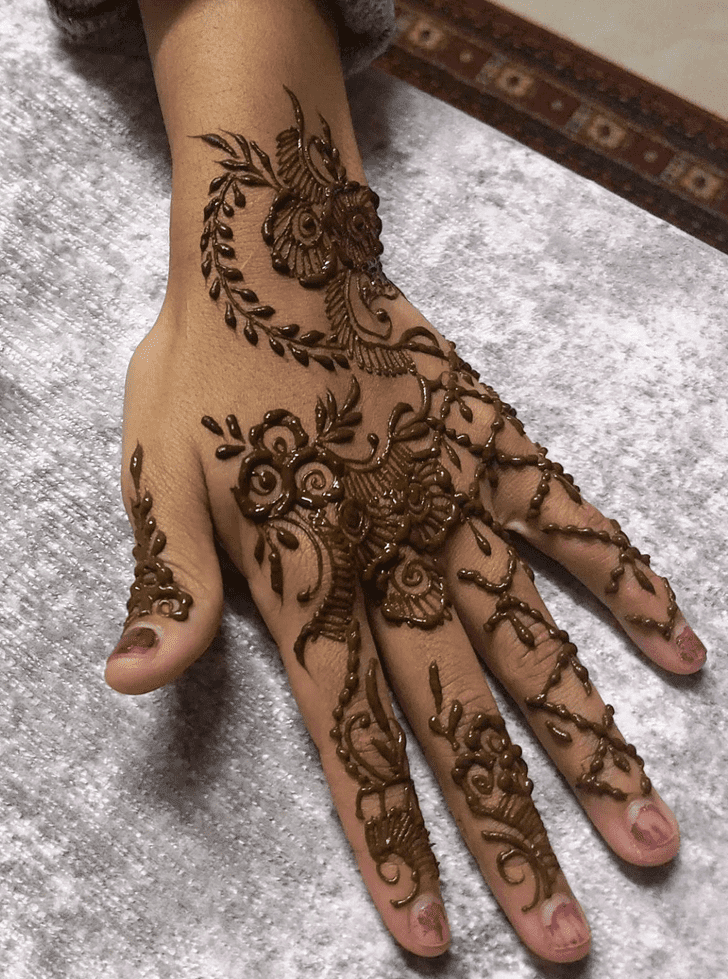 Admirable Oregon Mehndi Design