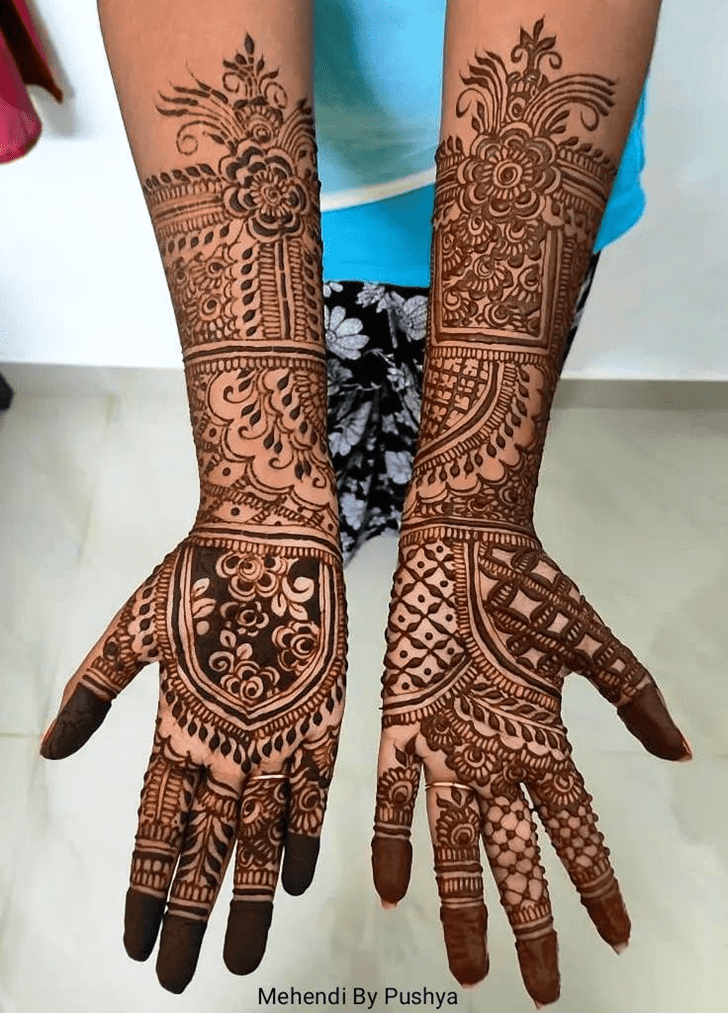 Beauteous Oregon Henna Design