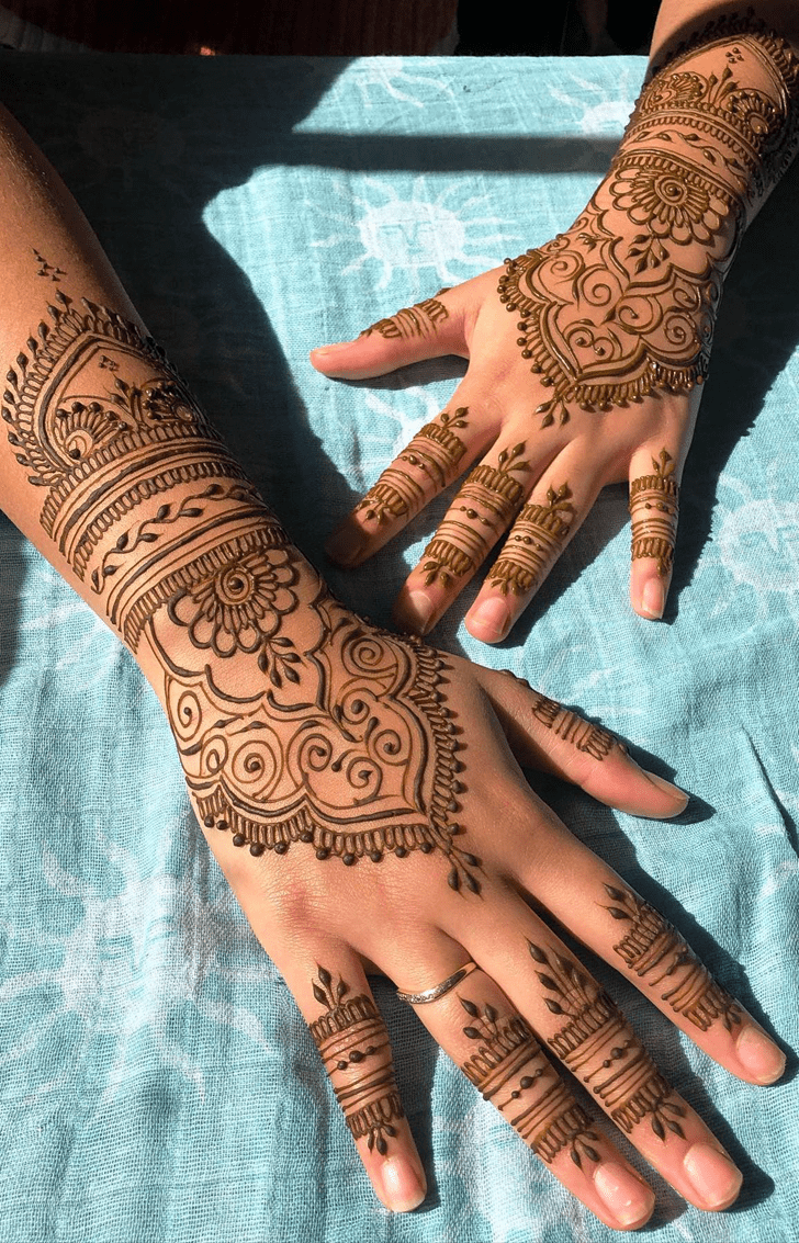 Comely Oregon Henna Design