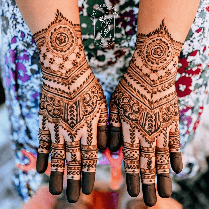 Resplendent Orlando Henna Design