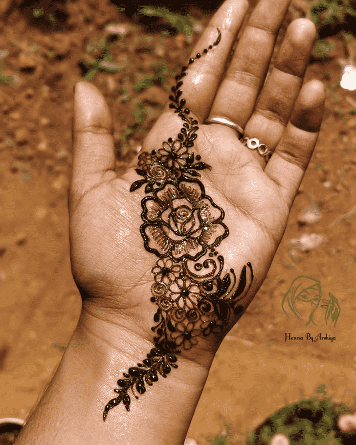 Beauteous Palm Henna Design