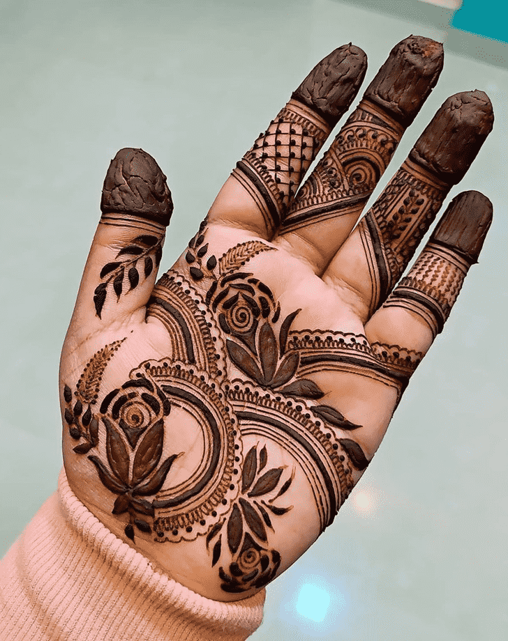 Classy Palm Henna Design