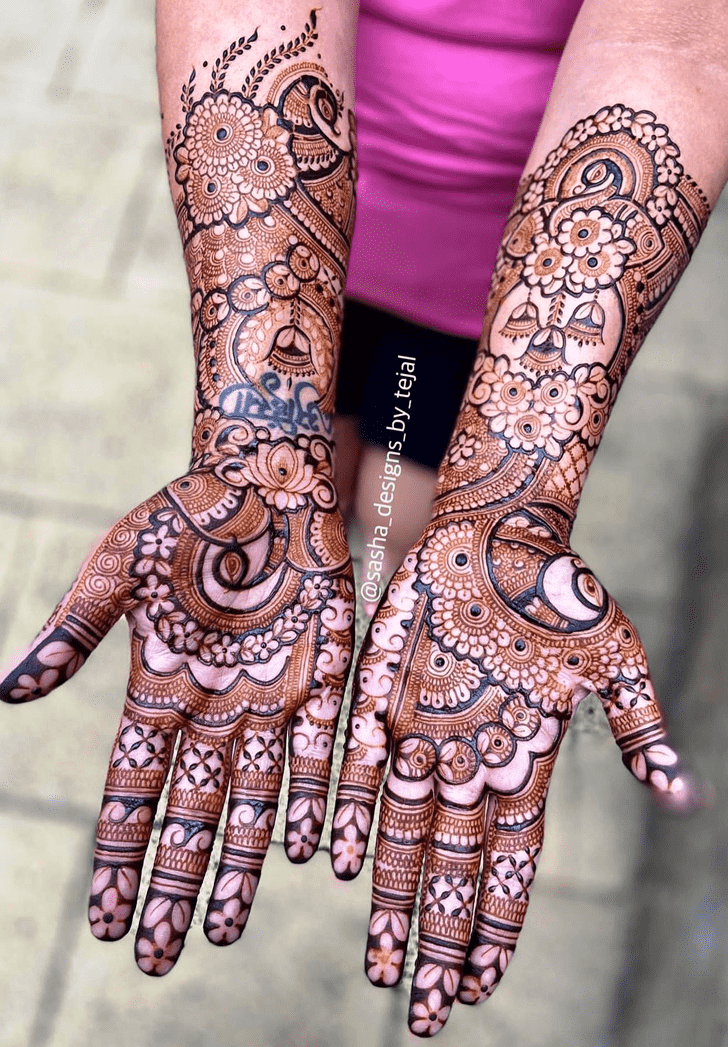 Beauteous Panjabi Henna Design