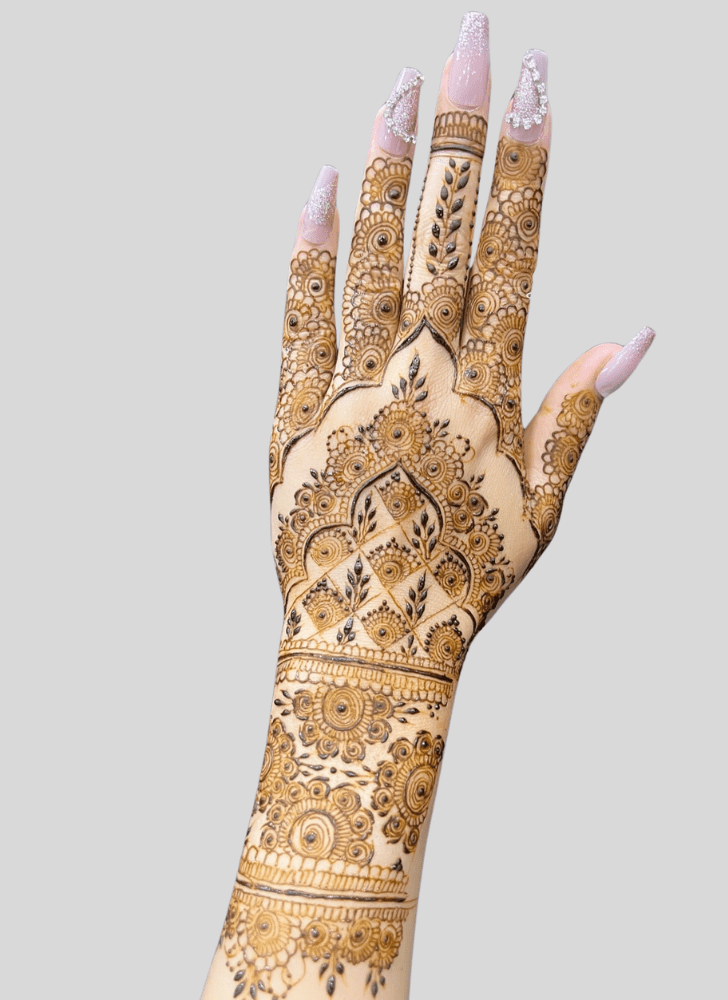 Alluring Party Henna Design