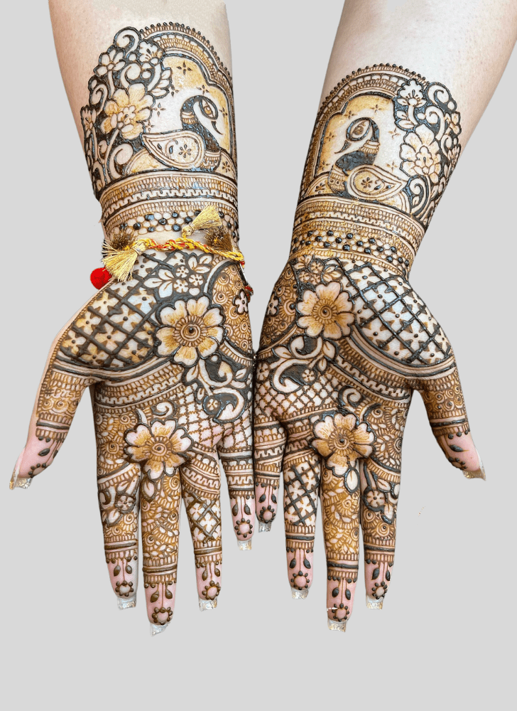 Inviting Pattern Henna Design