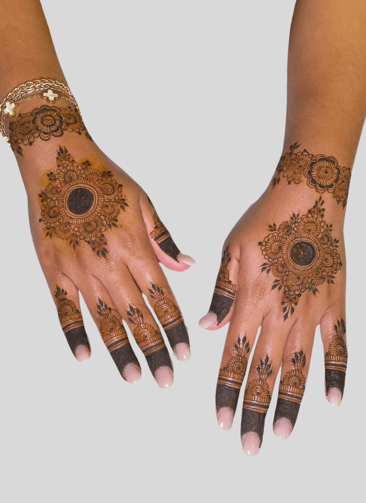 Superb Pattern Henna Design