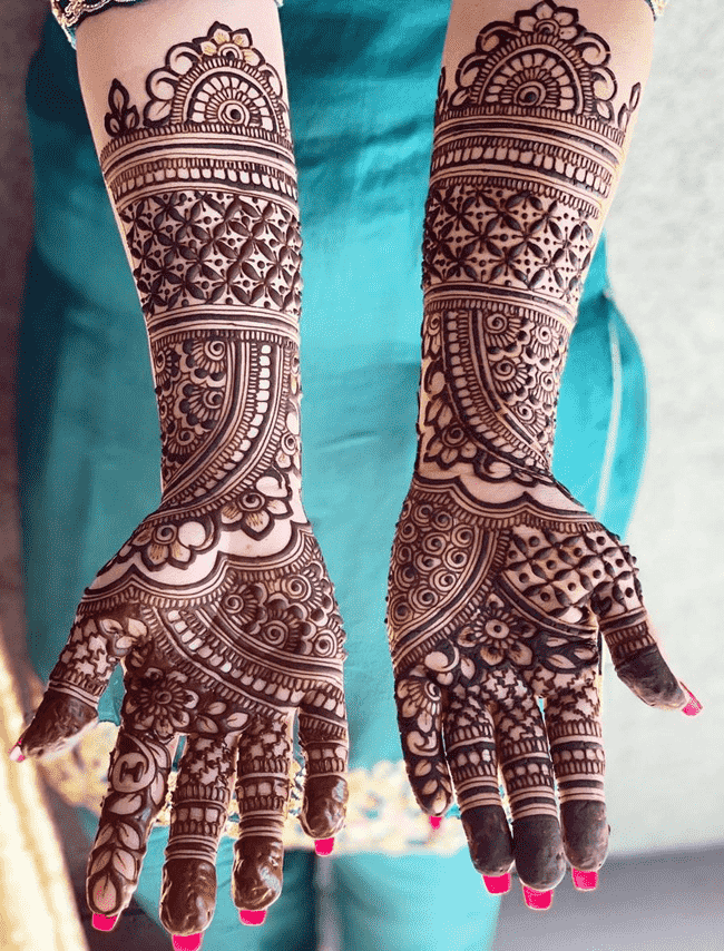 Nice Peshawar Henna Design