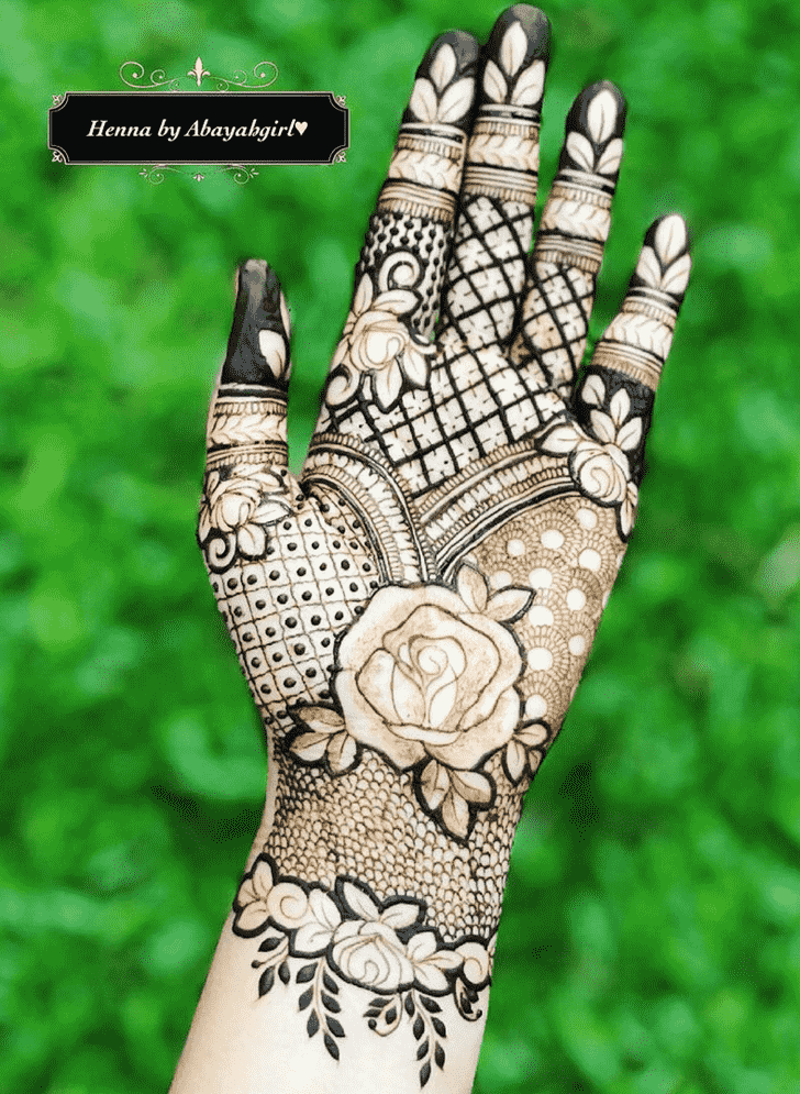 Alluring Phalguna Amavasya Henna Design