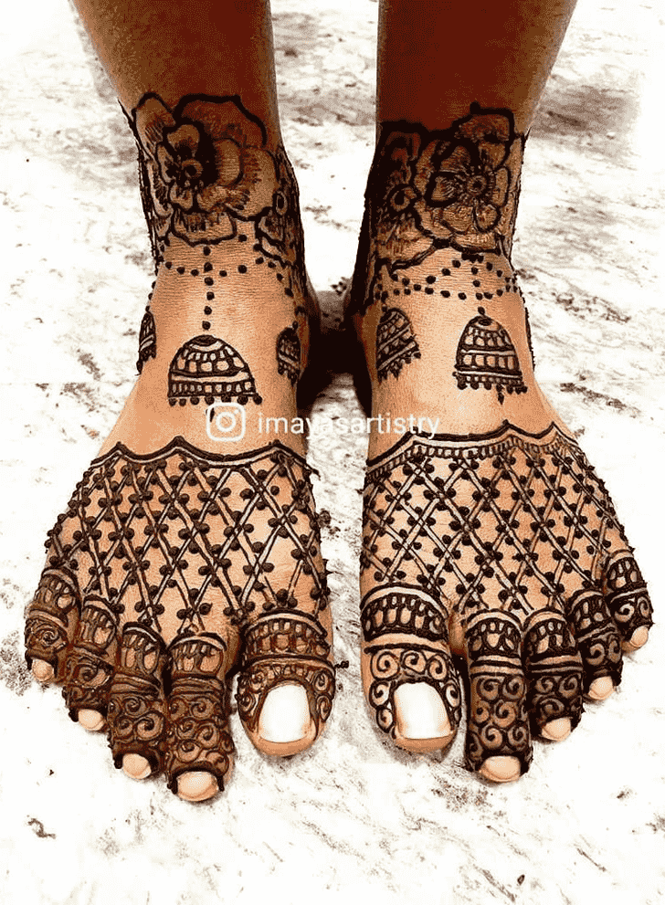 Arm Phalguna Amavasya Henna Design