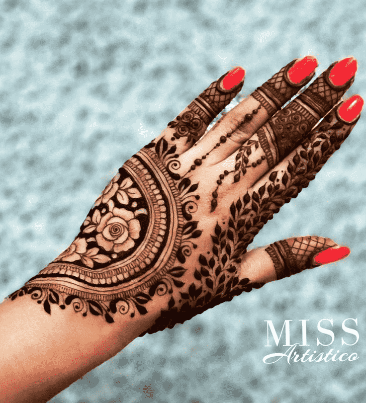 Fair Phalguna Amavasya Henna Design