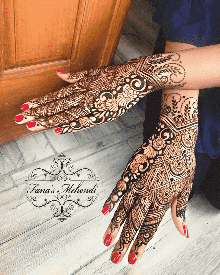 Pretty Phalguna Amavasya Henna Design