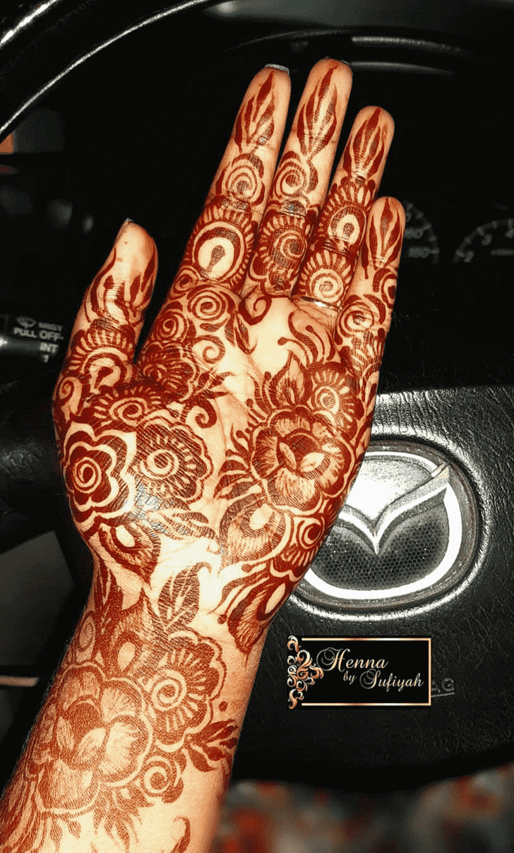 Resplendent Phalguna Amavasya Henna Design