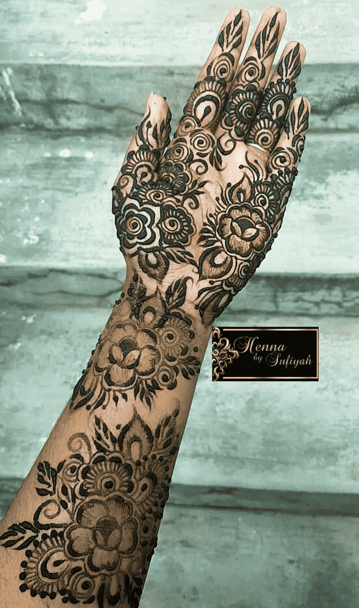 Splendid Phalguna Amavasya Henna Design