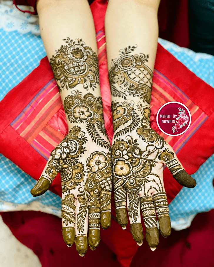 Delicate Pokhara Henna Design