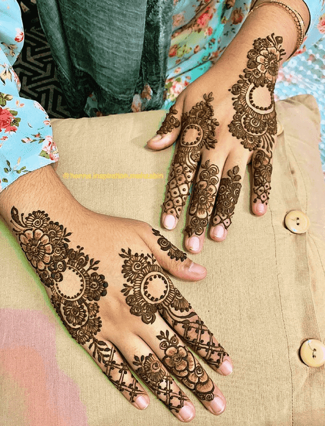 Fair Pondicherry Henna Design