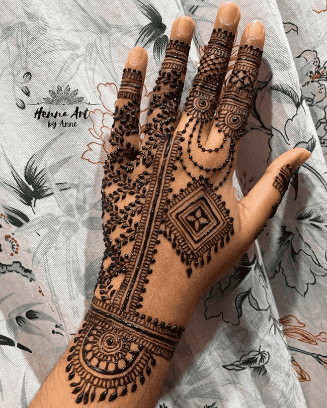 Gorgeous Pondicherry Henna Design