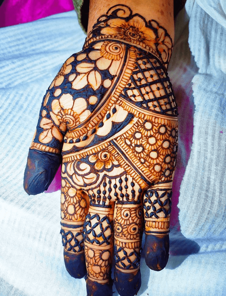 Fine Portland Henna Design