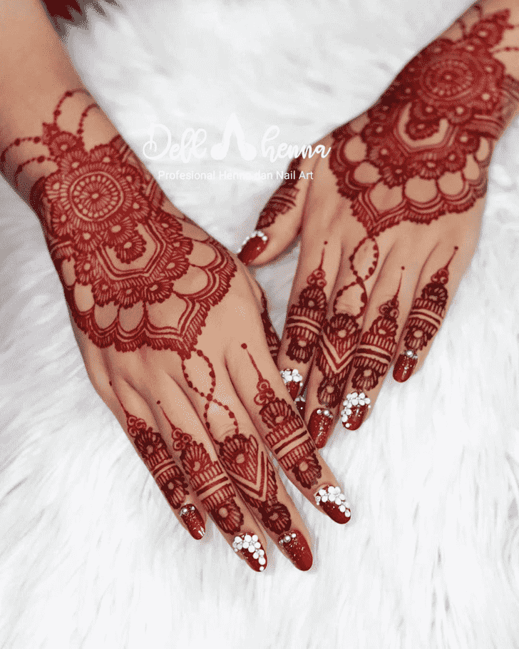 Fascinating Pradosh Vrat Henna Design