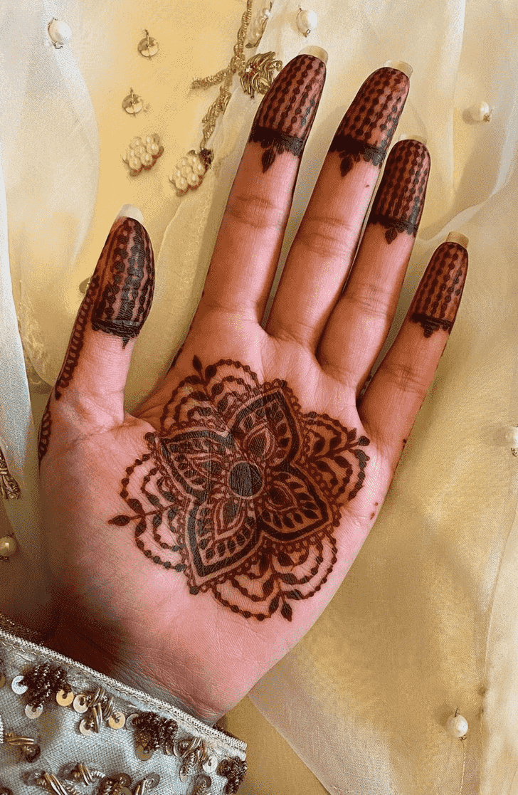 Radiant Prayagraj Henna Design