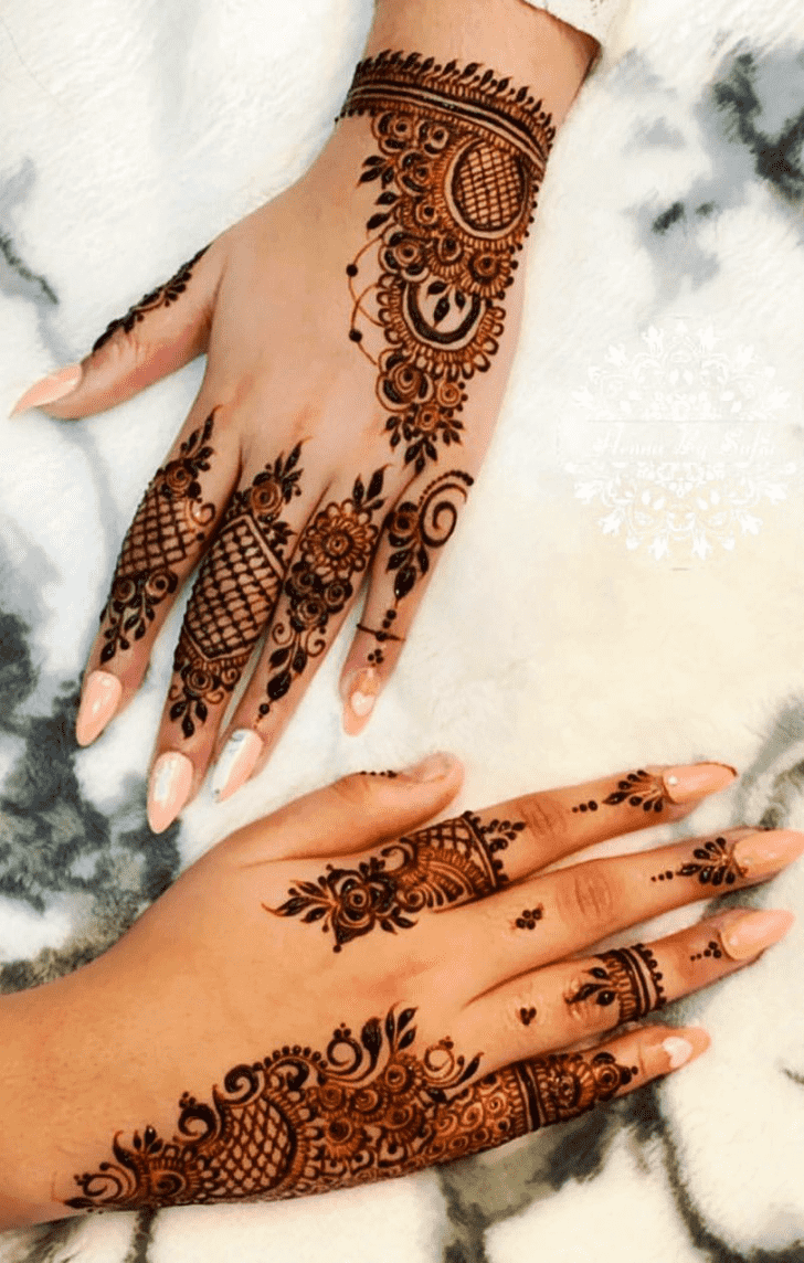 Enthralling Pretty Mehndi Design