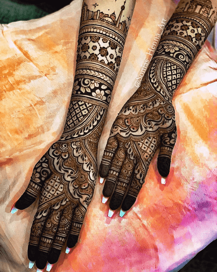 Resplendent Professional Henna Design