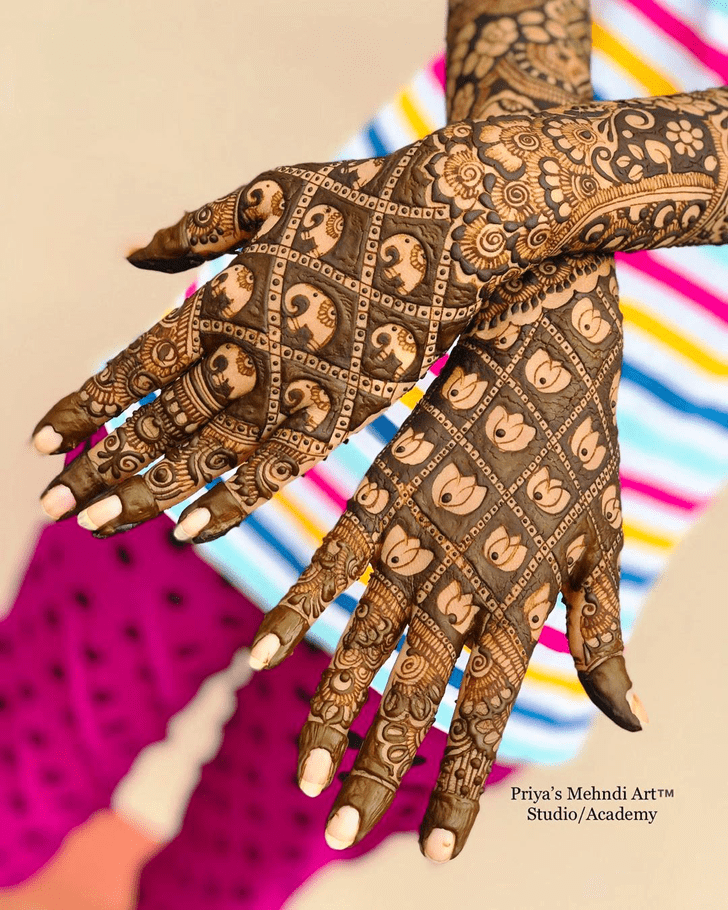 Ravishing Puducherry Henna Design