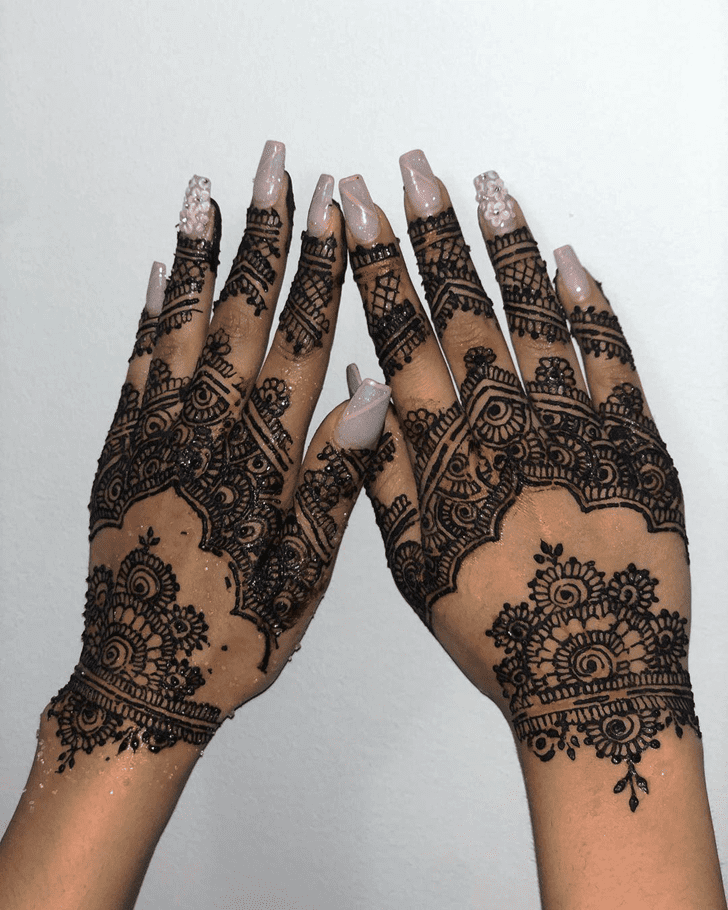 Appealing Quetta Henna Design