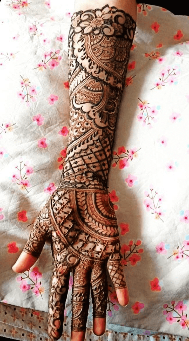 Good Looking Quetta Henna Design