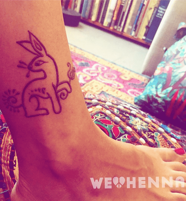 Enticing Rabbit Henna Design