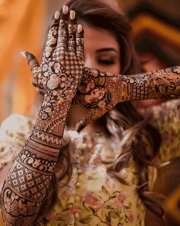 Pleasing Raipur Henna Design