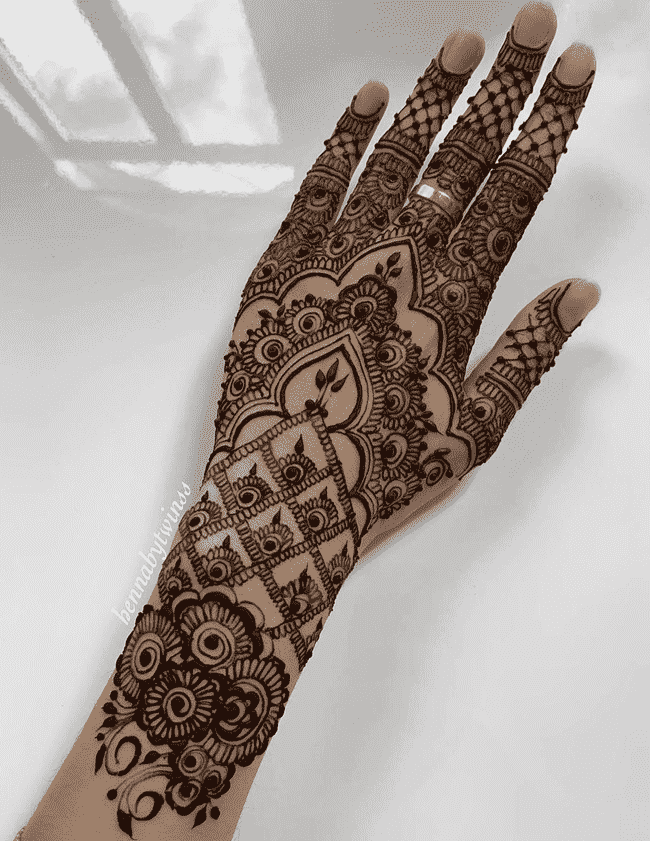 Classy Rajkot Henna Design