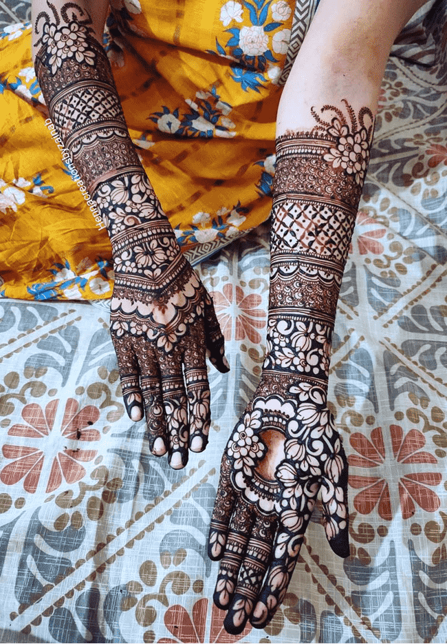 Delightful Rajkot Henna Design