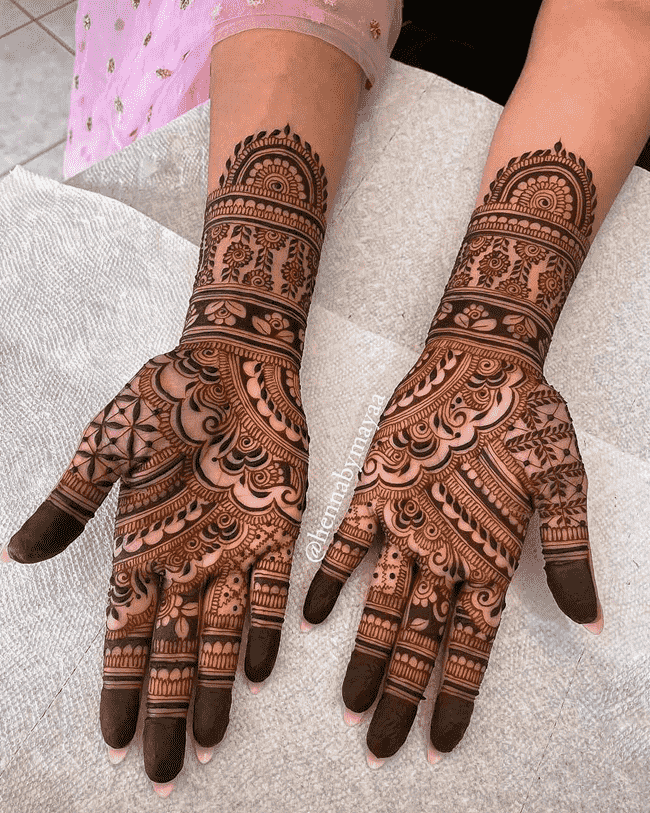 Elegant Rajkot Henna Design