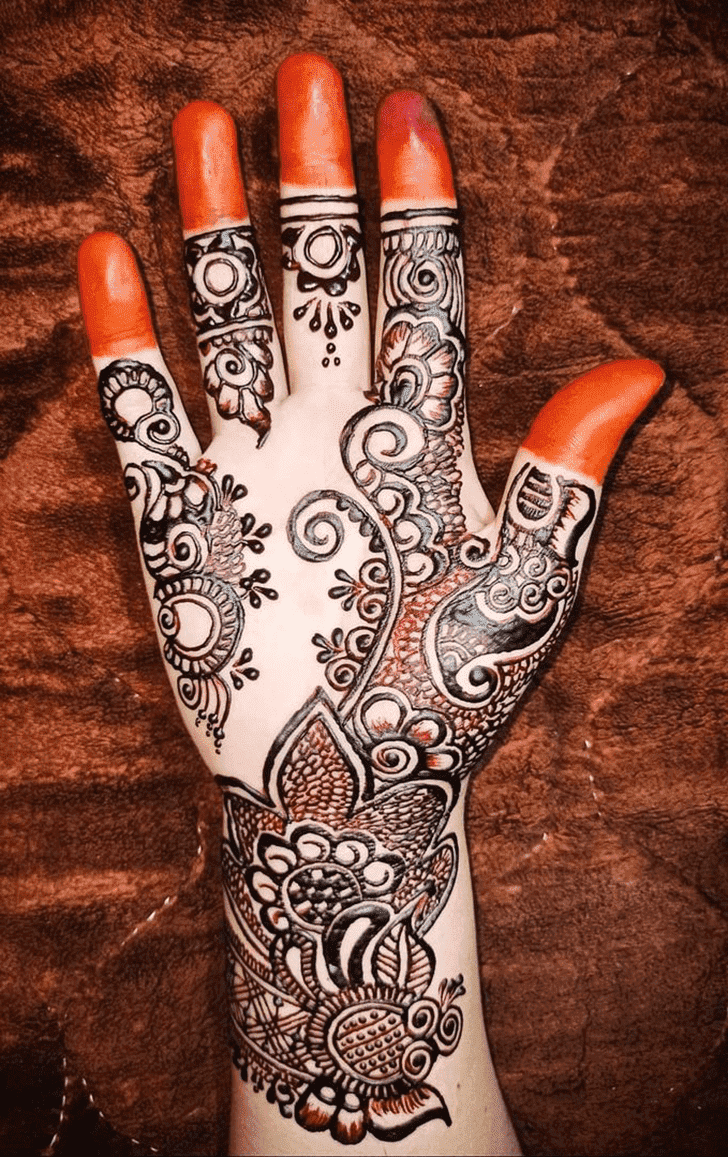 Exquisite Raksha Bandhan Mehndi Design on Back Hand